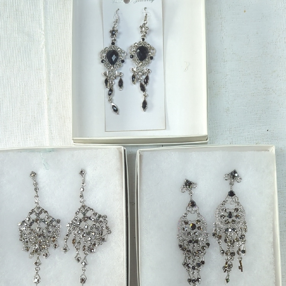 Elegant Silver and Black Dangle Earrings